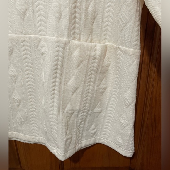 NWT cream color tunic top - Picture 3 of 7